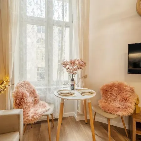 公寓 Downtown Cozy By Rentujemy *