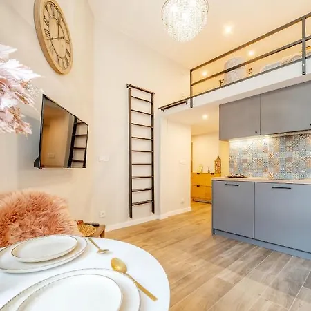 公寓 Downtown Cozy By Rentujemy *